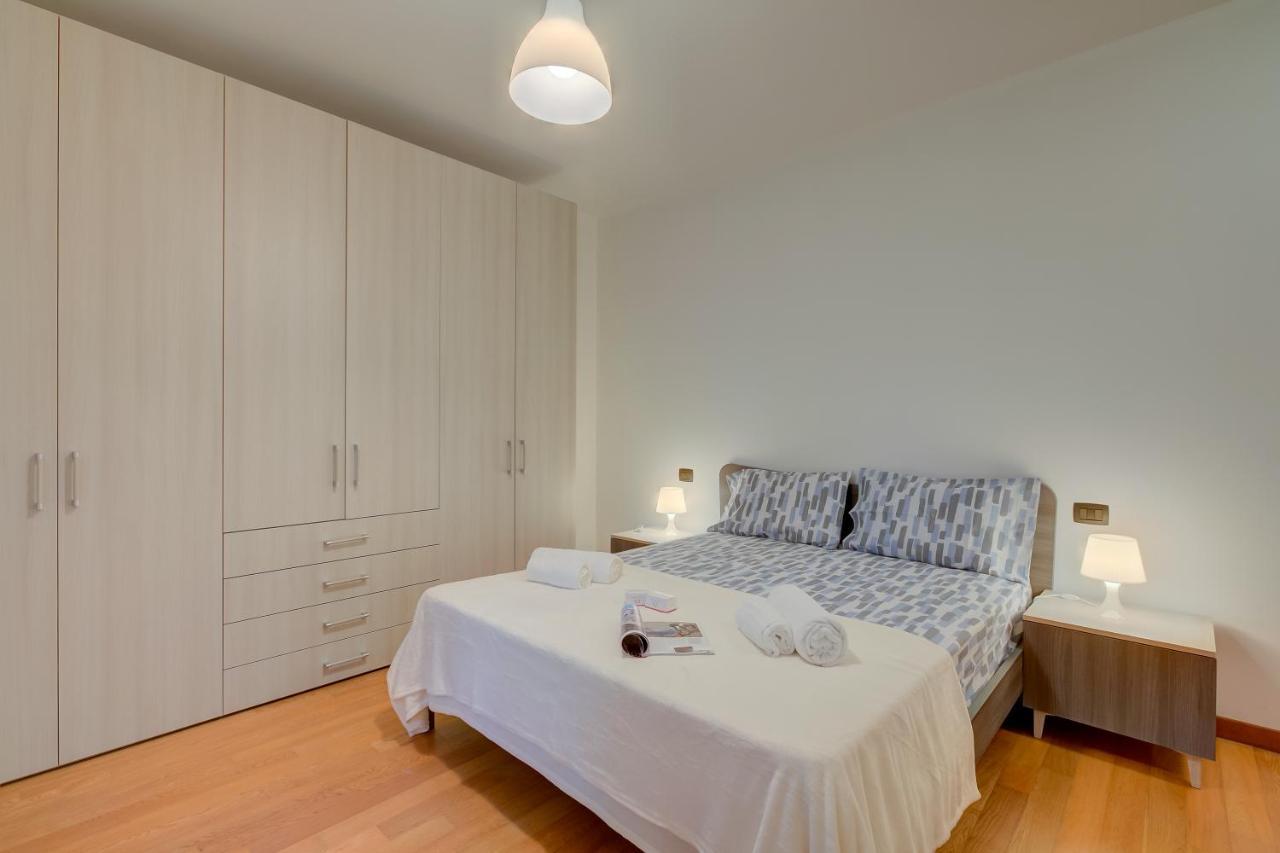 Magnolia - Happy Rentals ลาเวโน มอมเบลโล ภายนอก รูปภาพ
